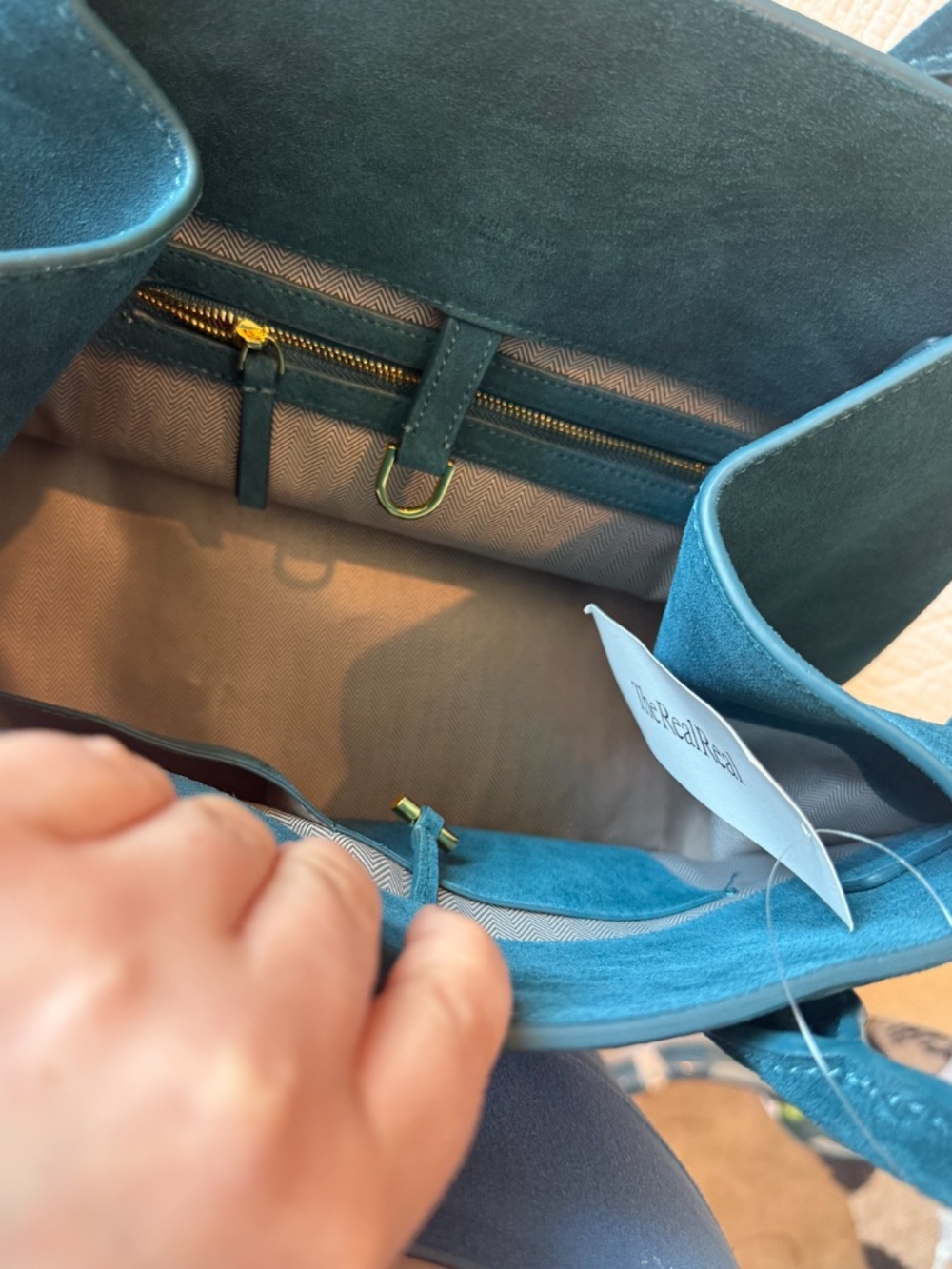 The Row Margaux 15 suede tote - Picture 4 of 12